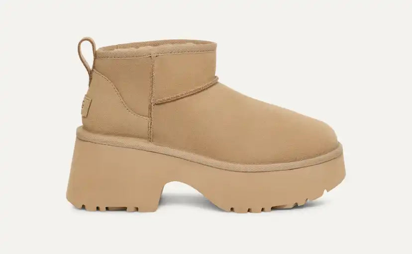 Femme Botte Classic Ultra Mini New Heights - MUSTARD SEED