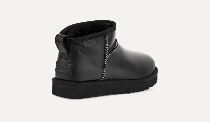 Femme Botte en cuir Classic Ultra Mini Leather Regenerate