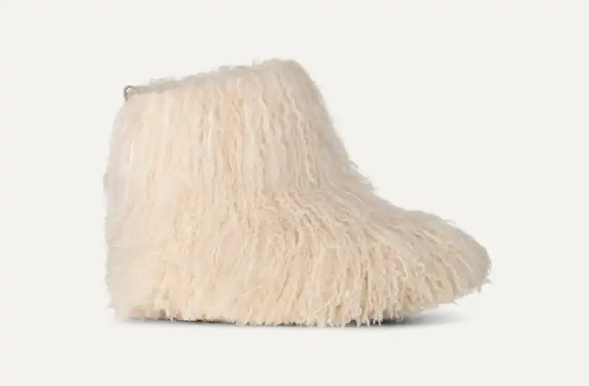 Femme Classic Short Fluff Momma Boot - CREAM